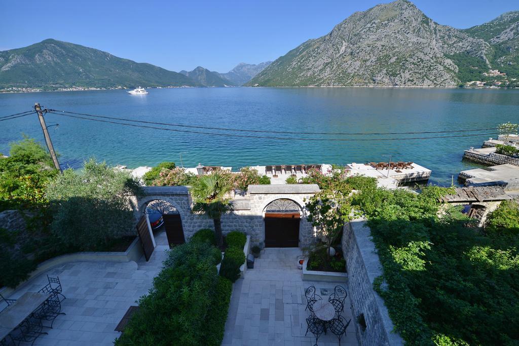 Vila Nikcevic Apartments Kotor Bagian luar foto